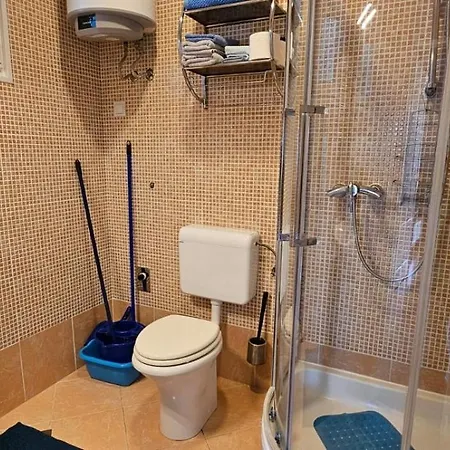 Guest house Antheas I Floki